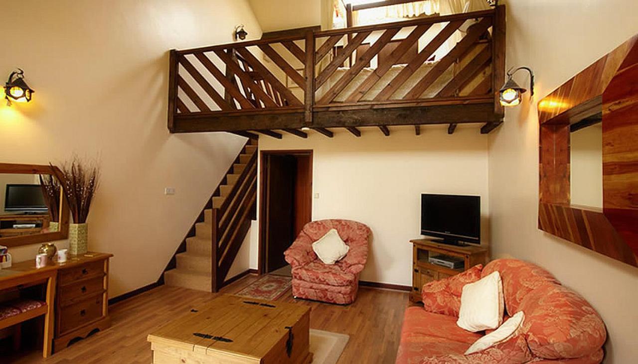 Miltons Country Lodge Lower Langford Εξωτερικό φωτογραφία